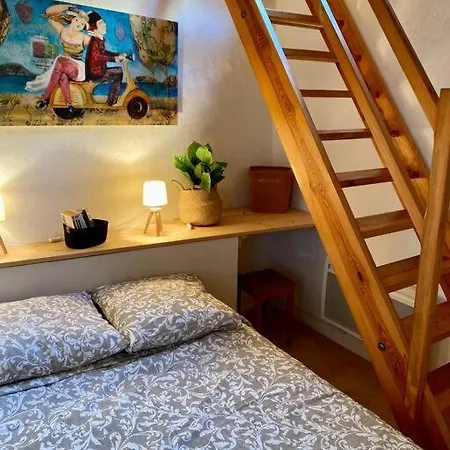 Maison 2 Et Terrasse Cite Medievale Appartement *